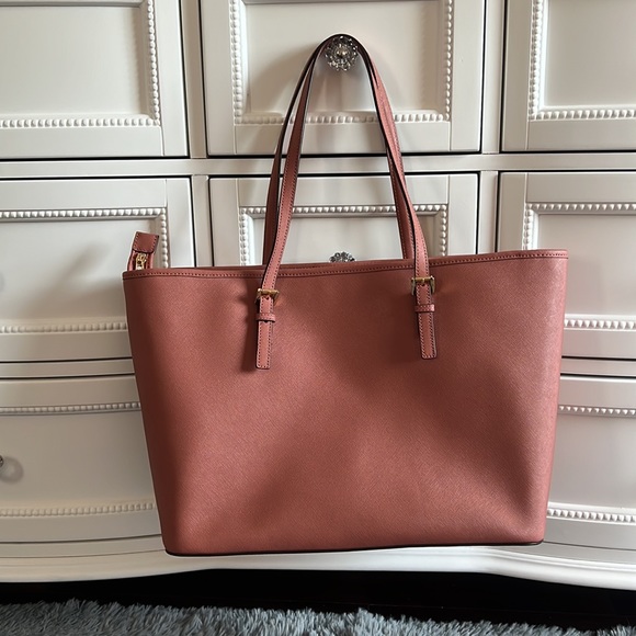 Michael Kors Tote Bag - Picture 2 of 14